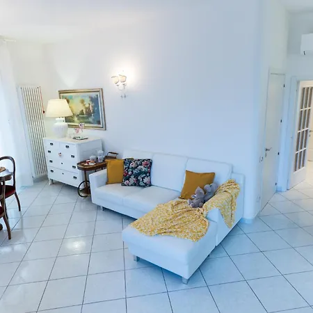 아파트 Collina Degli Angeli Con Ampio Giardino