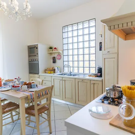 아파트 Collina Degli Angeli Con Ampio Giardino *