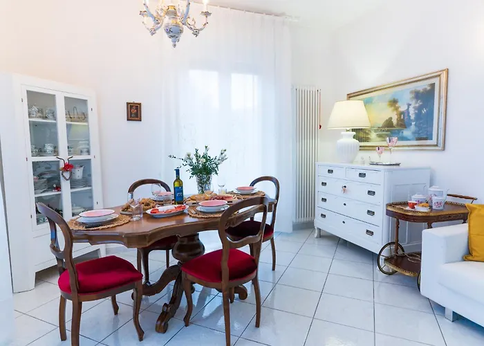 Collina Degli Angeli Con Ampio Giardino Appartamento Montelabbate